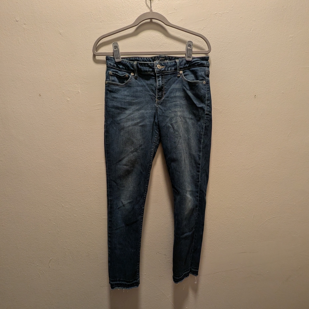 Lucky Brand Blue Denim Jeans Lolita crop Frayed Hem